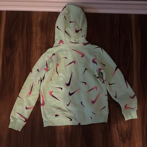 Nike Green Hooded Jacket with Playful Pattern - Picture 2 of 2